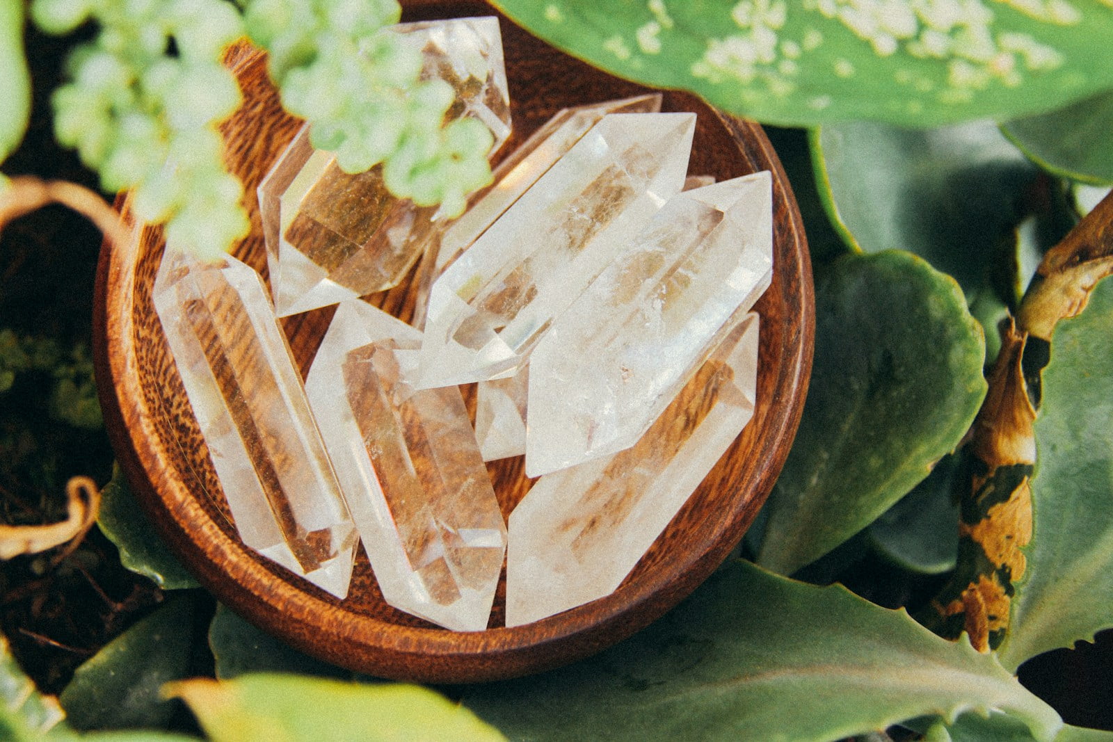 Crystals for Physical Healing: Harnessing the Power of Nature for Wellness